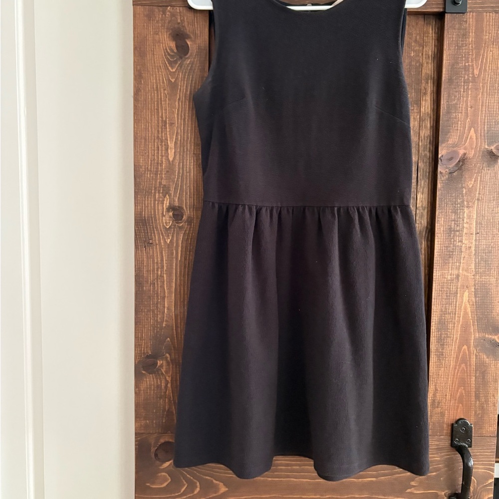 LOFT Black Sleeveless Dress